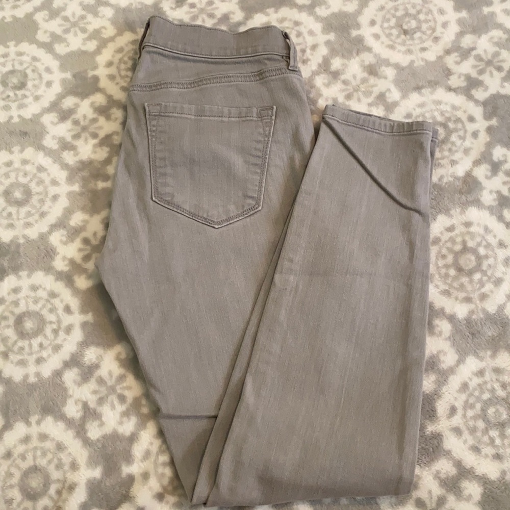 Loft jeans in grey. Super skinny low rise
